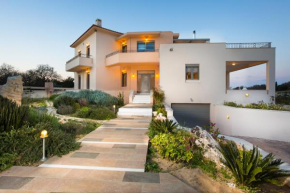 Deluxe Villa Ianthos - Outdoor Hot Tub & Kids Pool